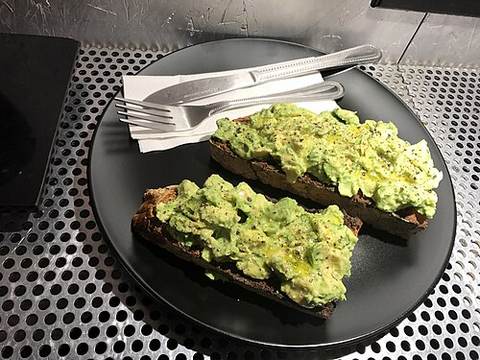 Avocado toast