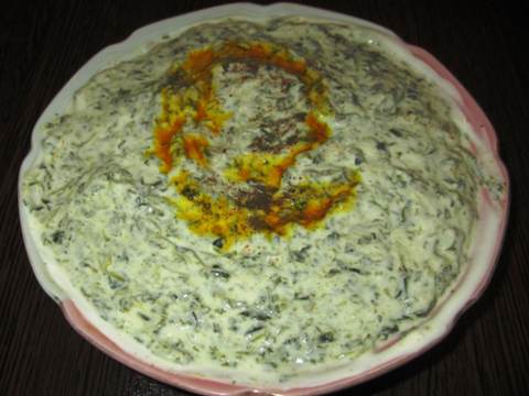 Borani esfenaj