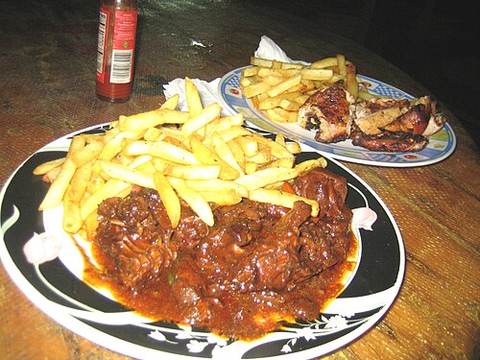 Brown stew chicken