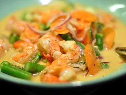 Chingri malai curry