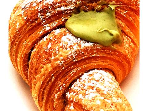 Cornetto and cappuccino