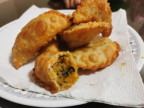 Curry puff