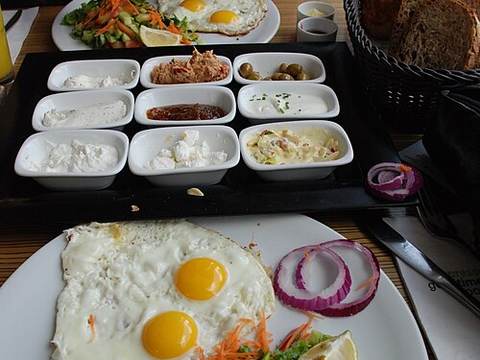 Israeli breakfast