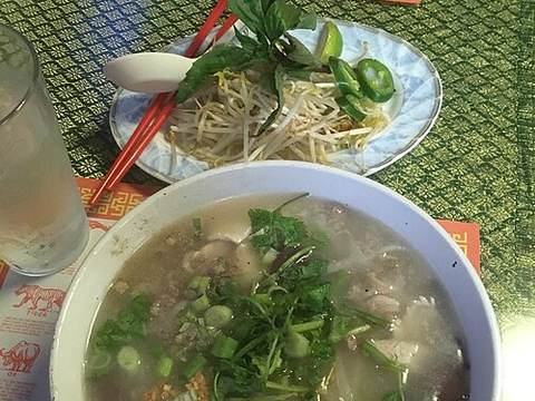 Khao piak sen