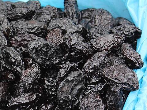 Prune compote
