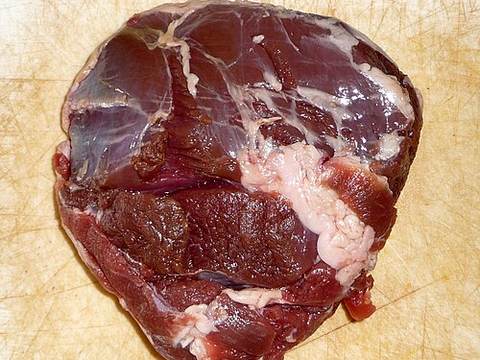 Cordero asado