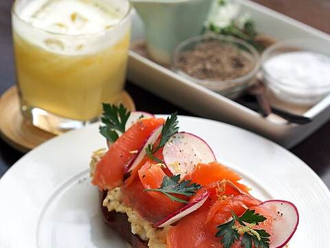 Smoked salmon