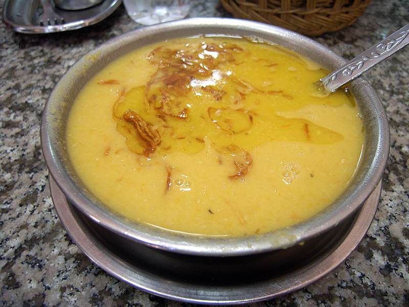 Lentil soup (mercimek corbasi)