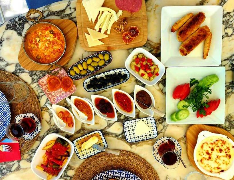 Turkish breakfast (kahvalti)